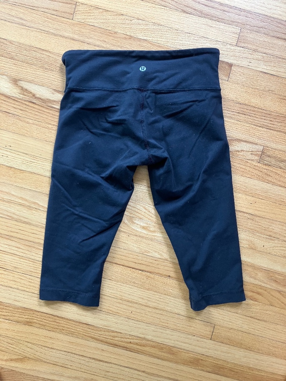 Lululemon knee length capris